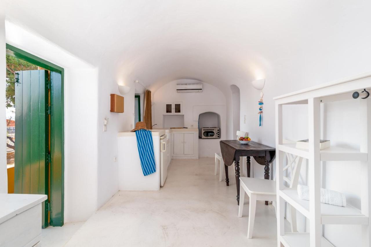 Atlantis Houses Chalki Town 外观 照片