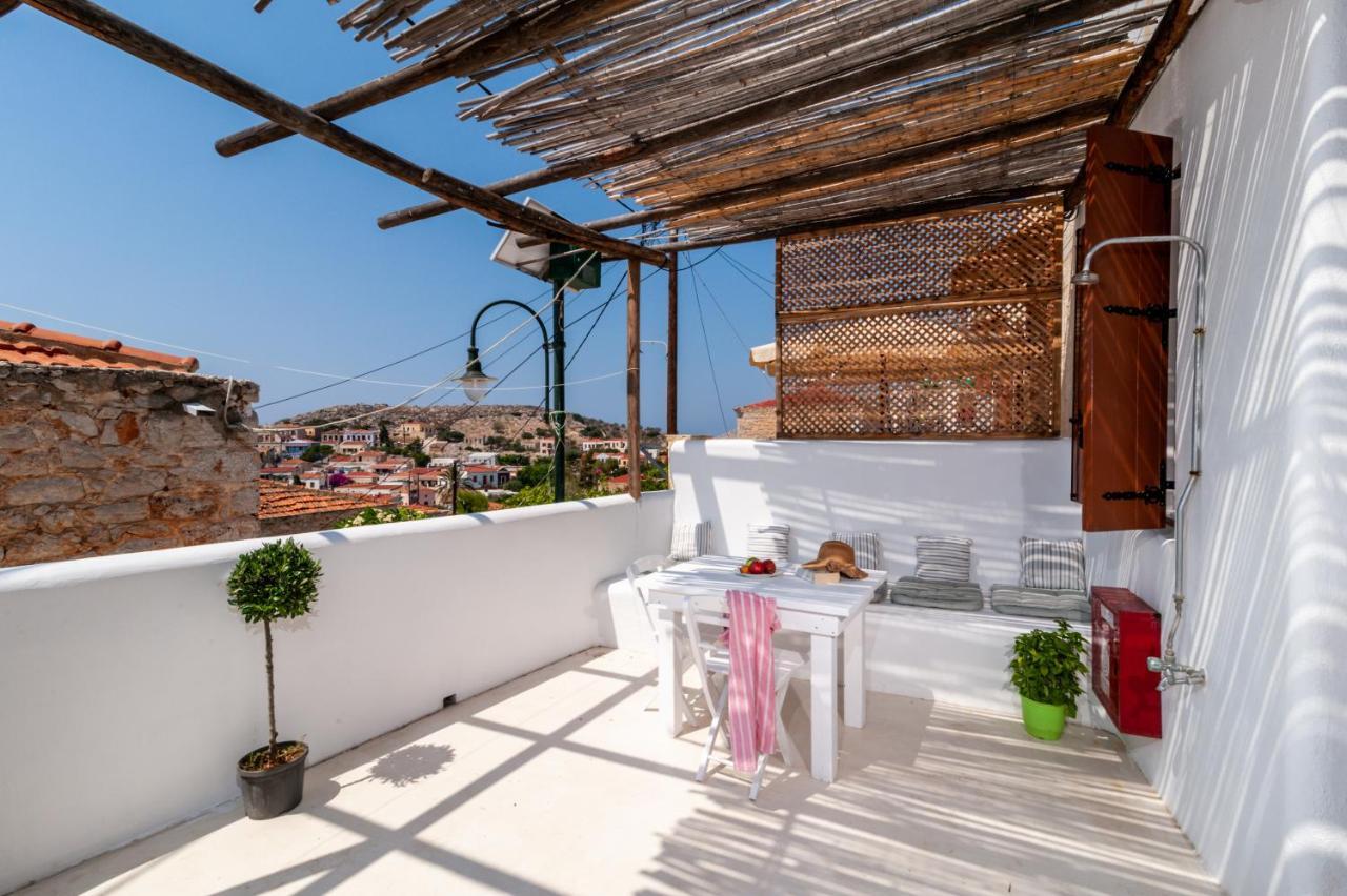Atlantis Houses Chalki Town 外观 照片