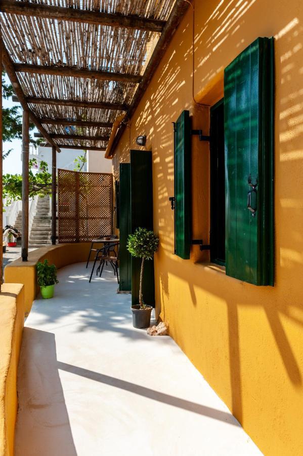 Atlantis Houses Chalki Town 外观 照片