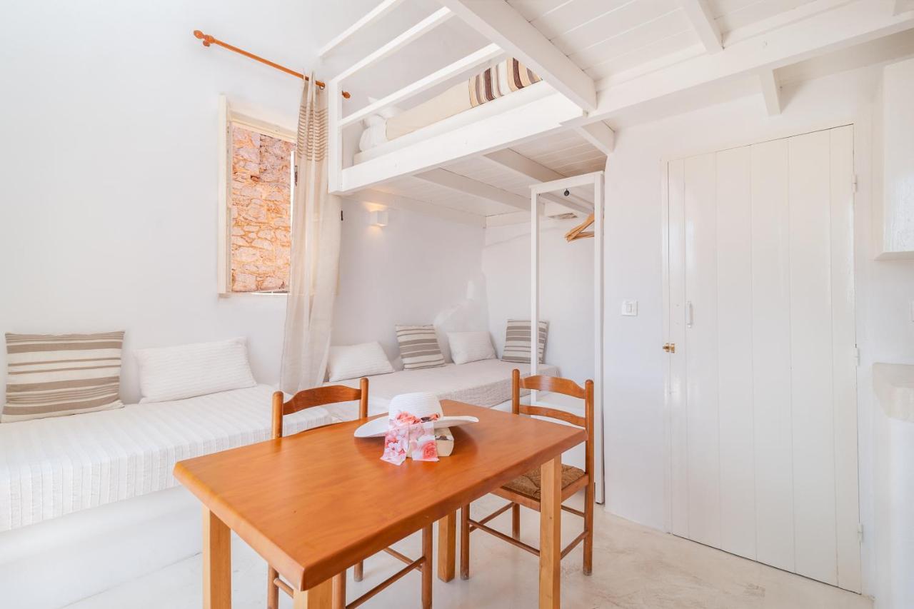 Atlantis Houses Chalki Town 外观 照片